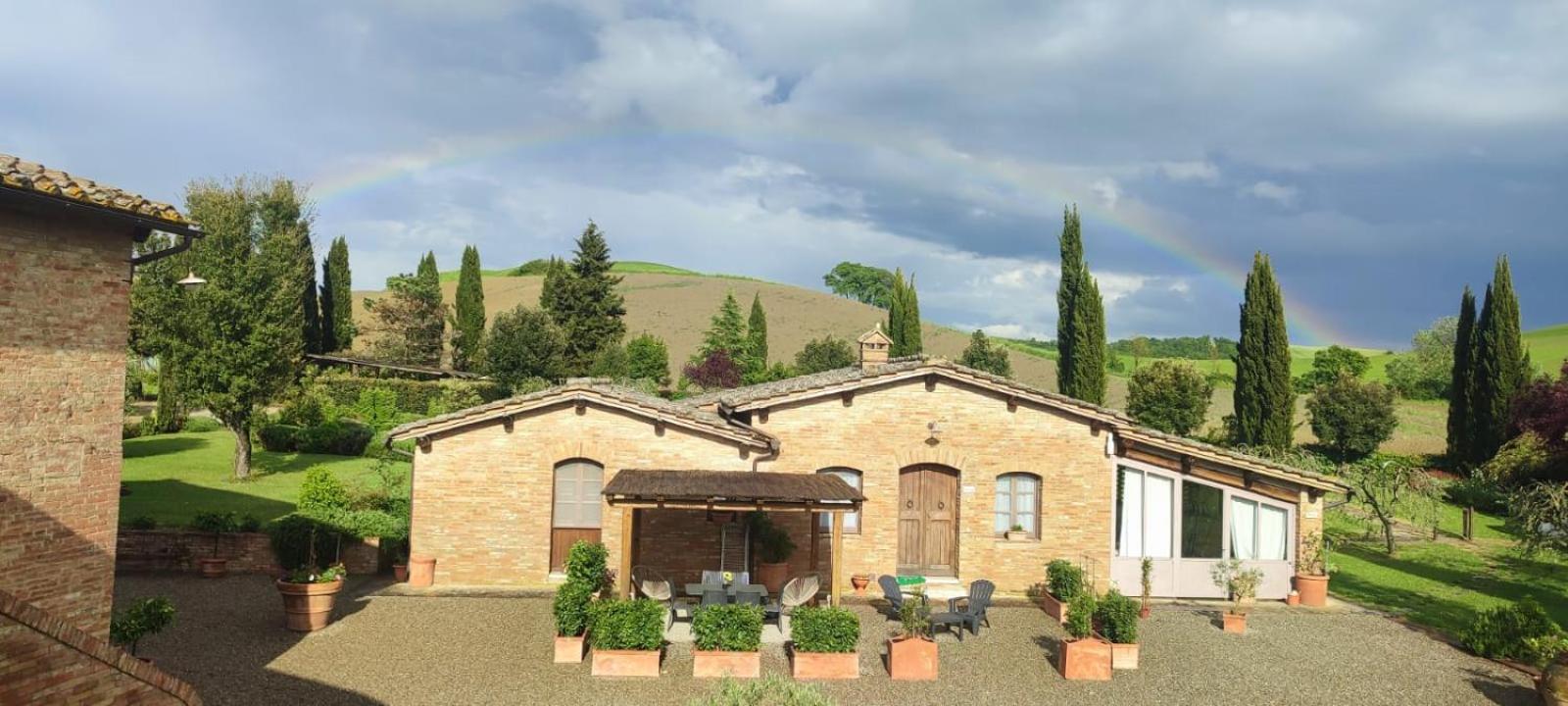 Agriturismo San Pierino Monteroni dʼArbia Exteriör bild