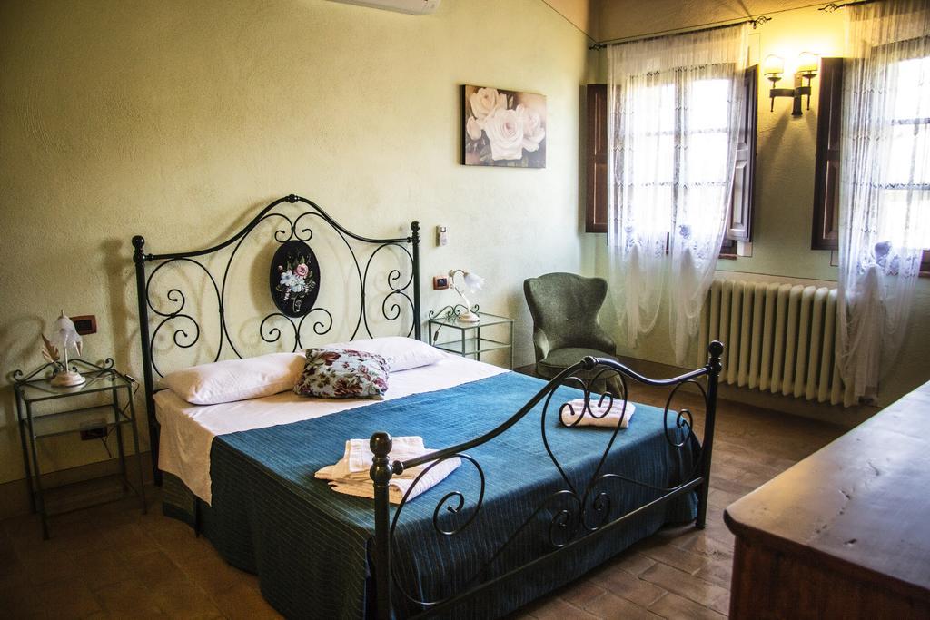 Agriturismo San Pierino Monteroni dʼArbia Exteriör bild